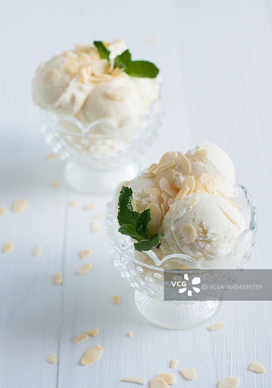 香草奶油冰淇淋图片素材