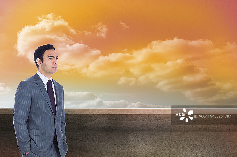 表情严肃的商人站在那里的合成图像图片素材