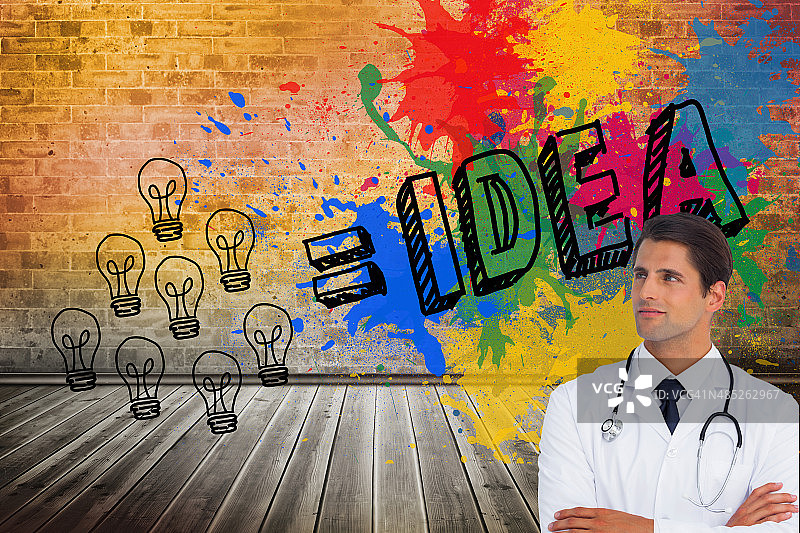 自信的医生双臂交叉抬头看的合成图像图片素材