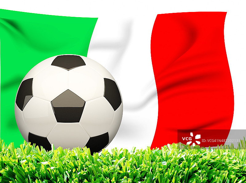 意大利国旗与草地背景上的足球图片素材