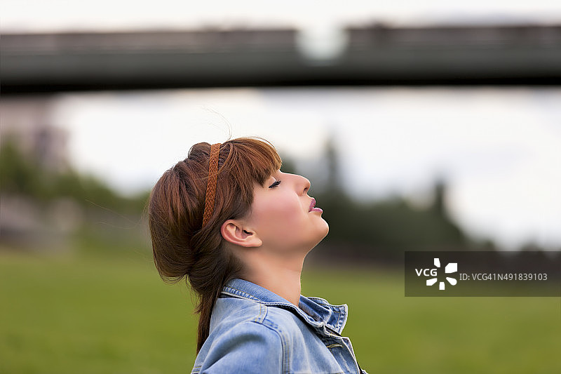 美丽的女人图片素材