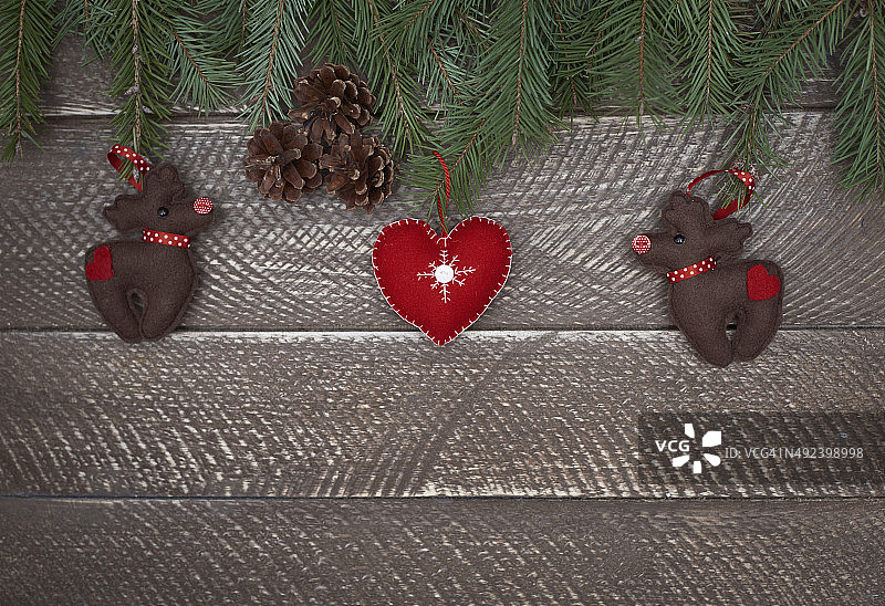 迷人的彩色毛毡圣诞装饰品图片素材