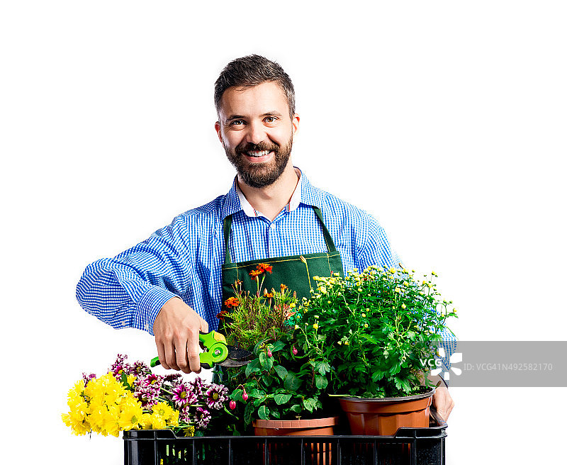 年轻英俊的园丁图片素材