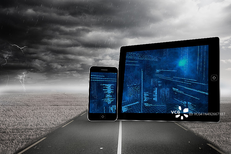 平板电脑和智能手机屏幕上的界面合成图图片素材