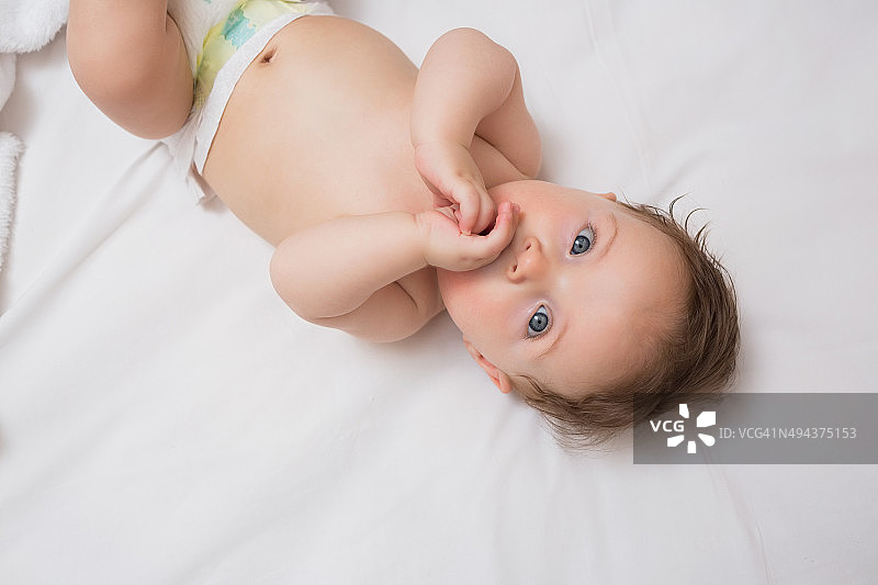 可爱的男婴的肖像图片素材