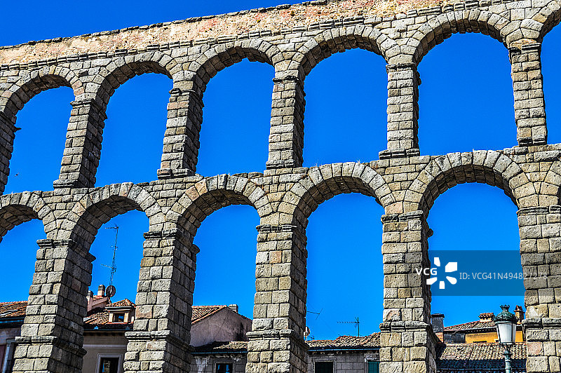 西班牙塞戈维亚古老引水渠图片素材