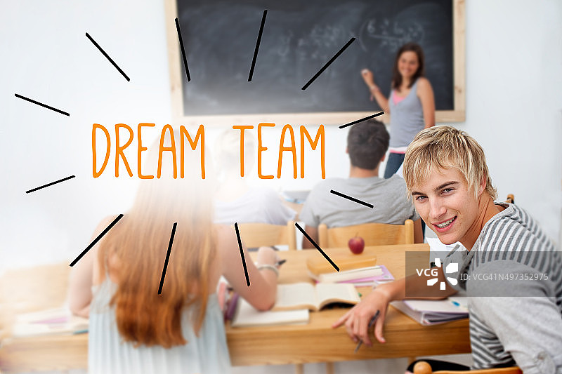 教室里的梦之队与学生图片素材