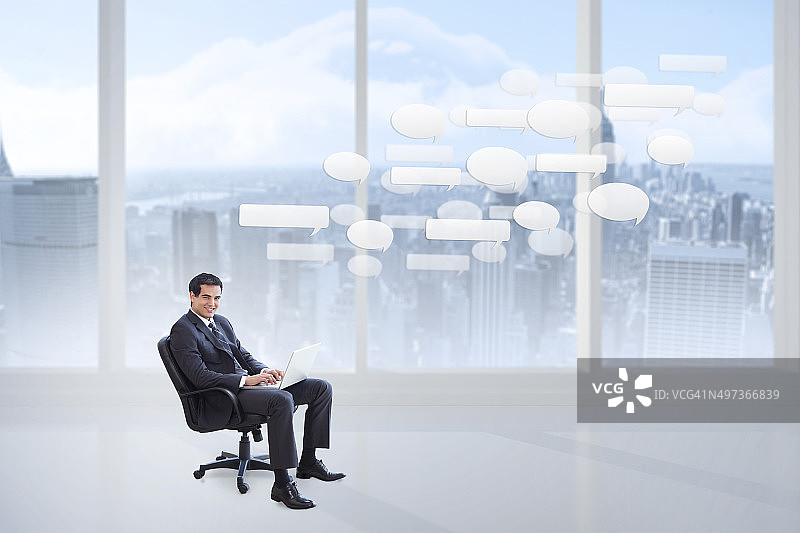 年轻商人使用笔记本电脑工作合成图像图片素材