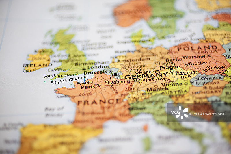 西欧国家地图：聚焦法国巴黎图片素材