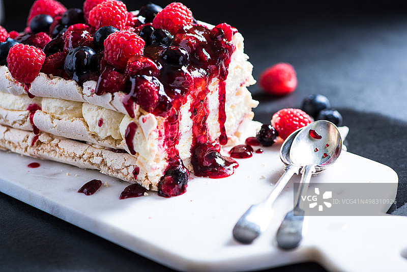 冬季水果蛋白甜饼图片素材