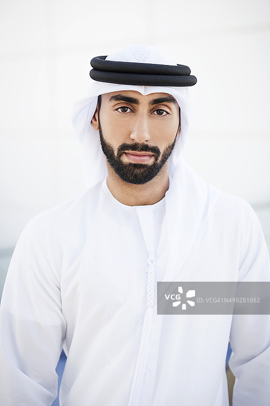 中东男人肖像图片素材