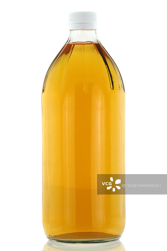 白色背景下的苹果醋图片素材