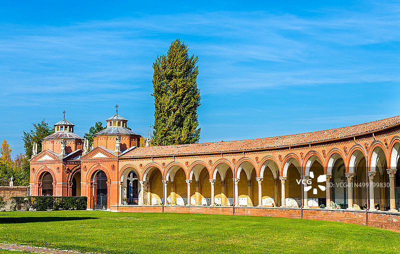 意大利费拉拉切尔托萨纪念公墓图片素材