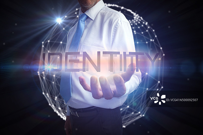 商人展示“身份”一词图片素材