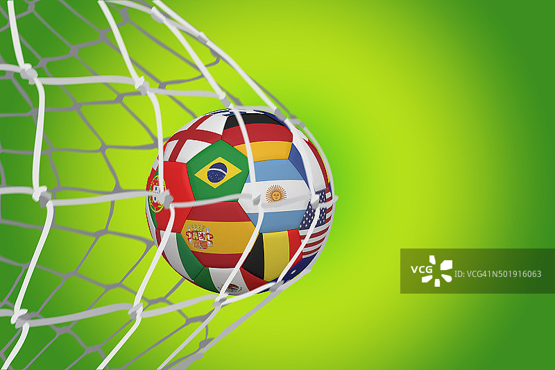 多国配色足球在球网后图片素材
