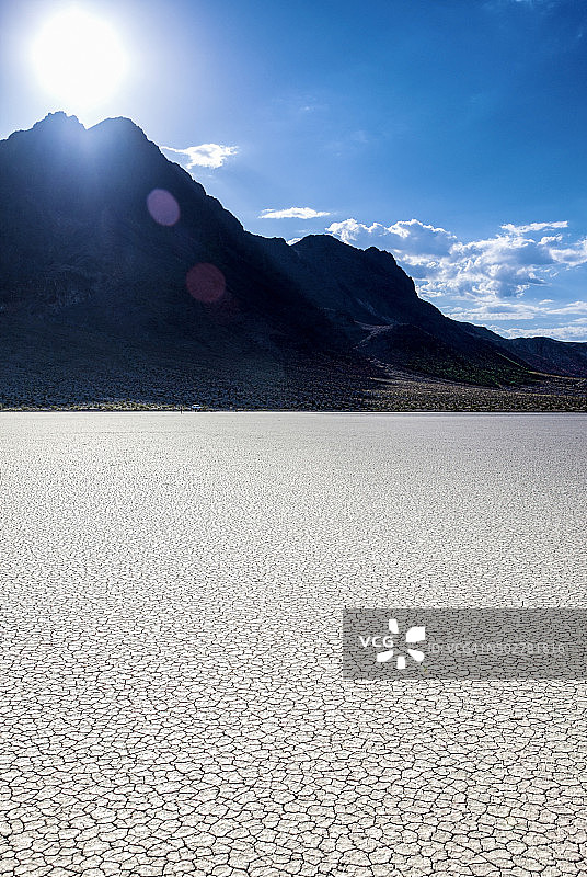 加利福尼亚州死亡谷国家公园的独特赛道图片素材