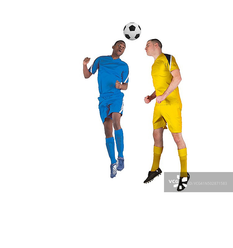 足球运动员争抢足球图片素材