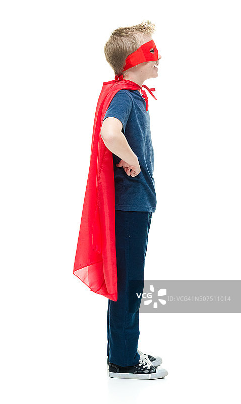 站着并看向远方的小超人图片素材