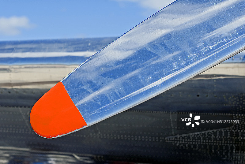 复古道格拉斯DC-3飞机螺旋桨图片素材