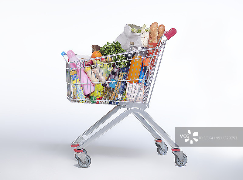 装满的购物车图片素材