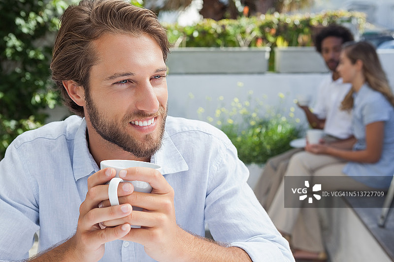 喝咖啡的男人图片素材