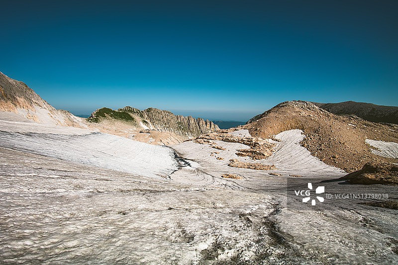 菲什特山顶峰景观蓝天图片素材