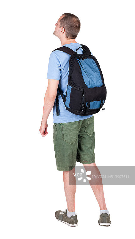 男子背包仰望天空背影图片素材