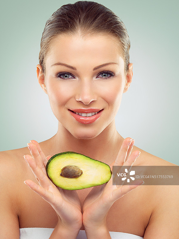 嗯...鳄梨酱还是面膜？图片素材