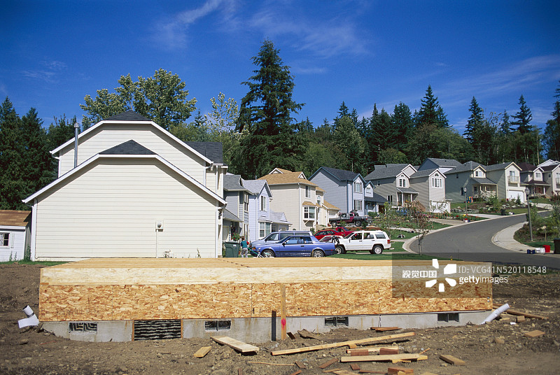 住宅开发中的房屋地基图片素材