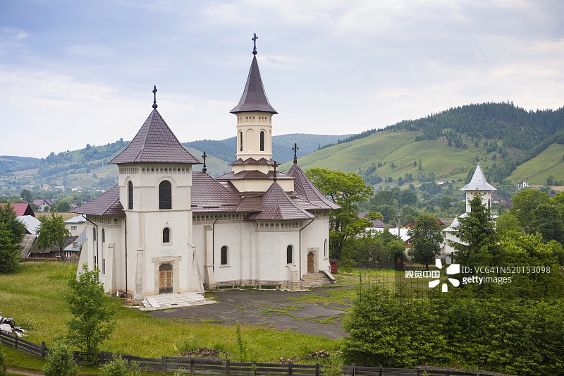 胡莫修道院附近的教堂，古拉·胡莫鲁伊，罗马尼亚图片素材