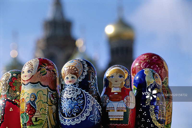 套娃与基督复活教堂图片素材
