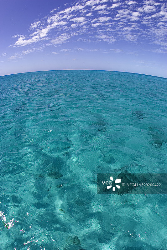 加勒比海的清澈海水图片素材