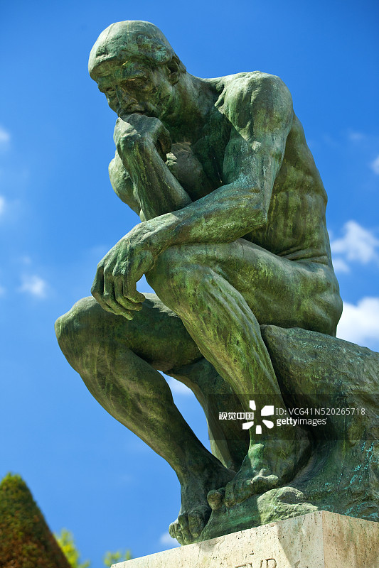 奥古斯特·罗丹的《思想者》图片素材