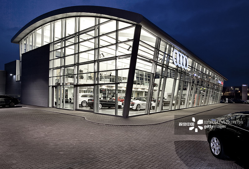 奥迪布里斯托汽车经销店图片素材