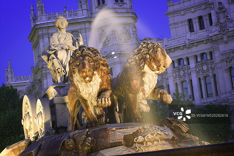 西贝莱斯广场的西贝莱斯喷泉图片素材