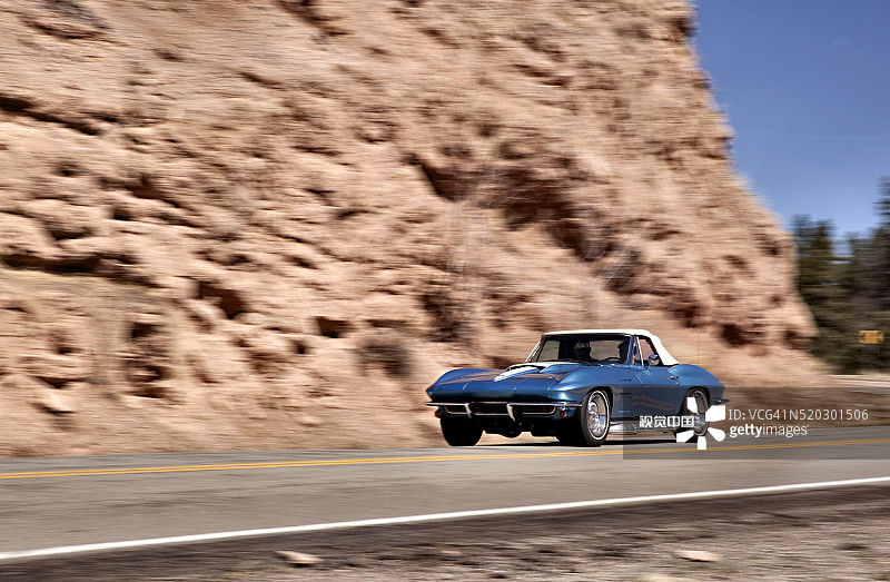 1967年雪佛兰克尔维特Sting Ray图片素材