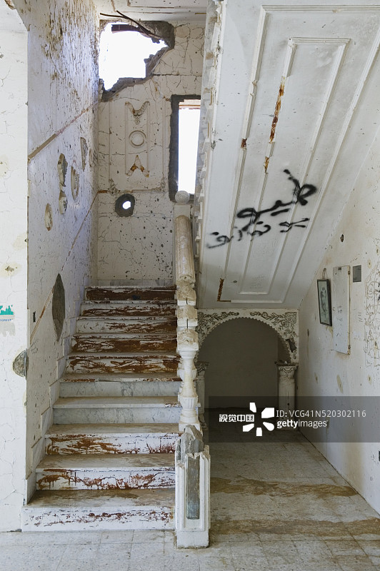 战斗损坏的内部图片素材