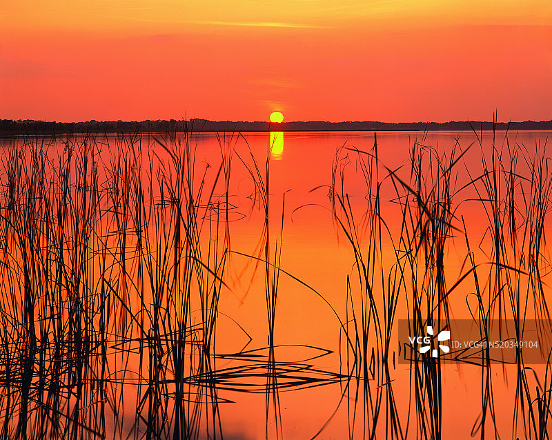 汉密尔顿湖的日落图片素材