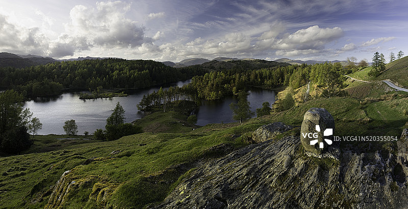 湖区国家公园的塔恩豪斯和湖区丘陵图片素材