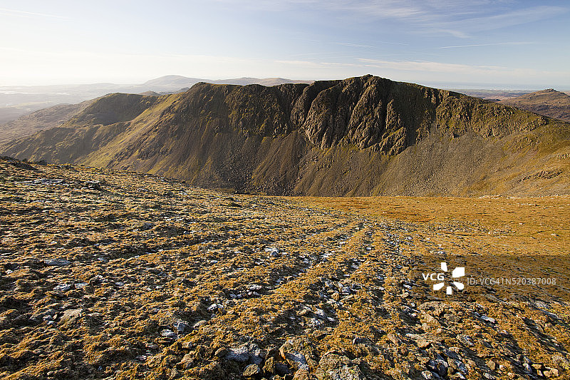 英国湖区康尼斯顿老人的冻融循环造成的石条图片素材