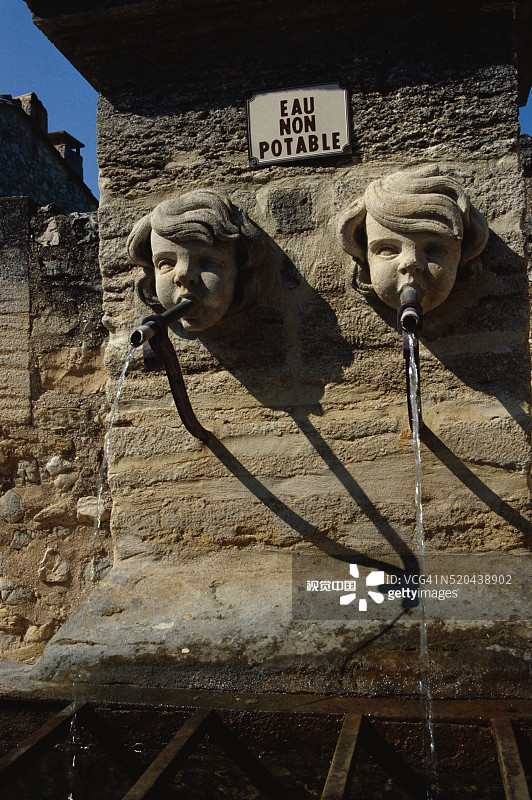 儿童头像喷泉图片素材