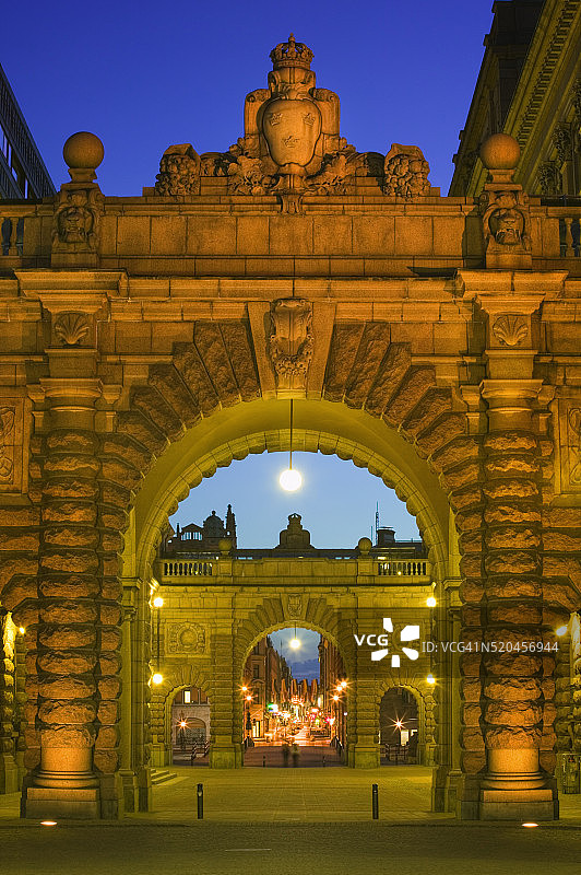 斯德哥尔摩老城区的瑞典议会大厦拱门图片素材