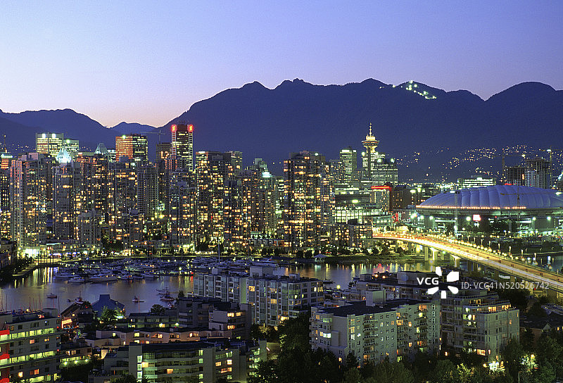 温哥华黄昏天际线图片素材