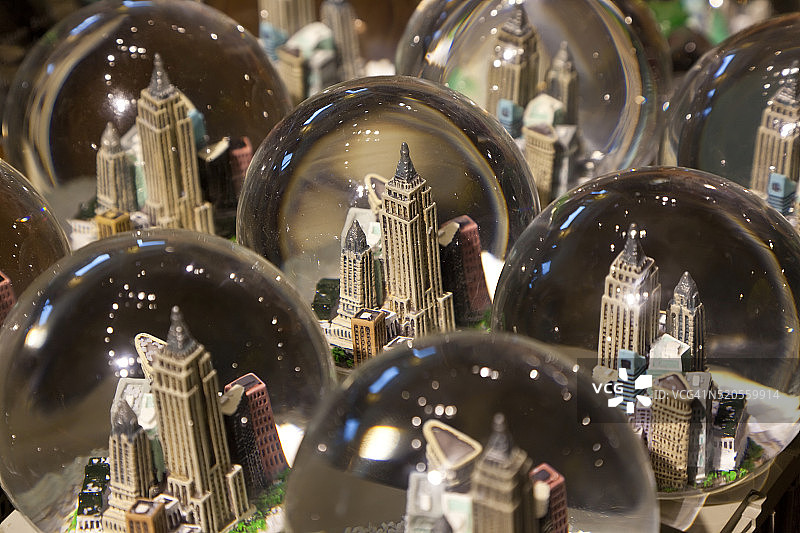 带有曼哈顿地标的水晶球图片素材