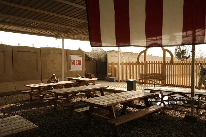 巴格达军用食堂的禁止出口标志图片素材