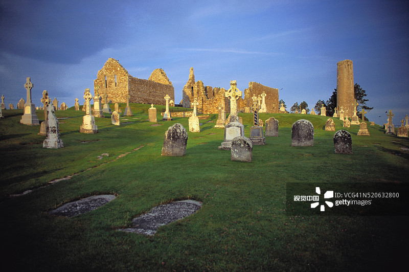 爱尔兰克朗马克诺伊斯墓地图片素材