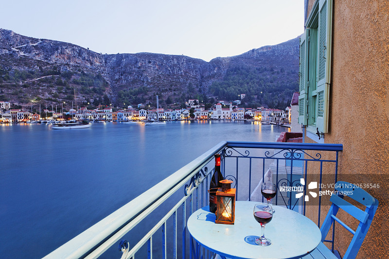 梅吉斯蒂卡斯特洛里佐地中海酒店的阳台图片素材