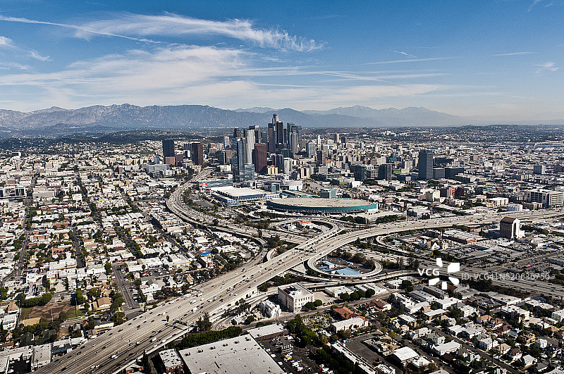 洛杉矶市中心的高速公路图片素材