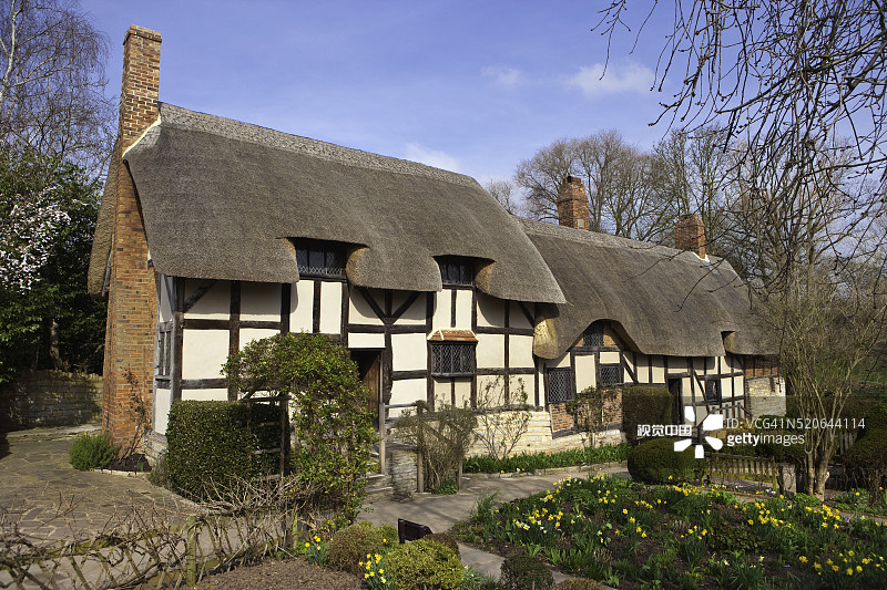 位于埃文河畔斯特拉特福的安妮·海瑟薇小屋图片素材