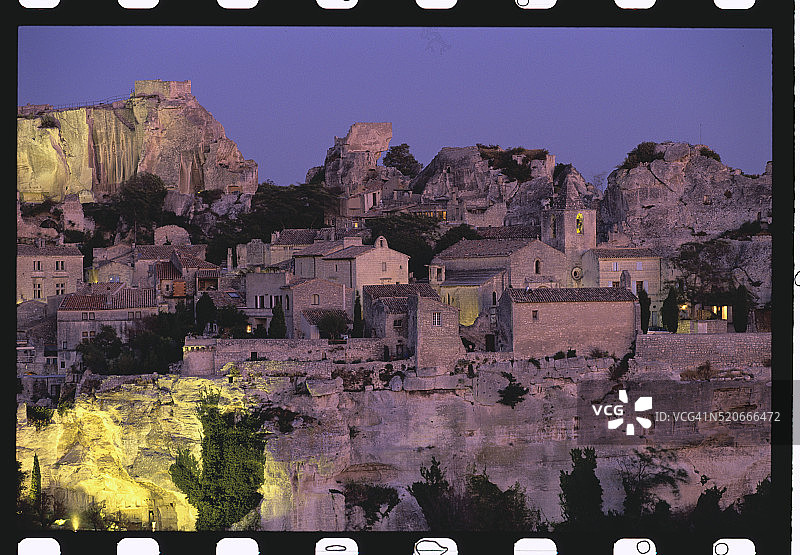 莱博德普罗旺斯的悬崖建筑图片素材